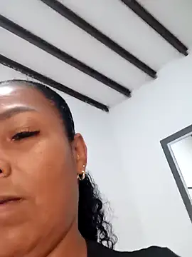 Snapshot of OliviaBurning chatting on November 2025 07:32:02 PM OliviaBurning online show from November 2025 07:32:02 PM