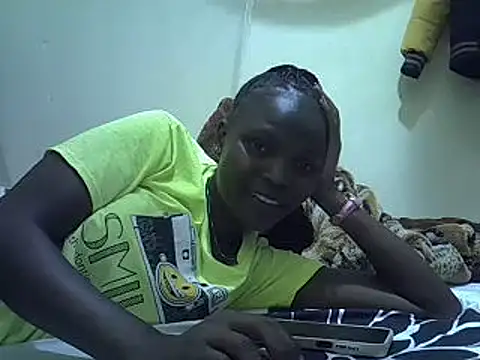 pretty vivy online show from December 2024 05:24:01 PM