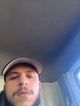 Snapshot of yayaya55598 chatting on January 2025 03:51:01 PM yayaya55598 online show from January 2025 03:51:01 PM