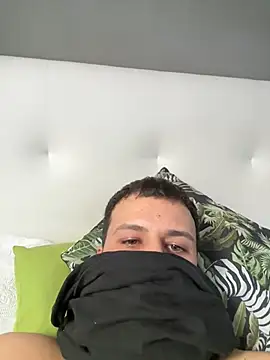 Snapshot of yayaya55598 chatting on February 2025 02:45:01 PM yayaya55598 online show from February 2025 02:45:01 PM