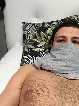 Snapshot of yayaya55598 chatting on February 2025 03:01:02 PM yayaya55598 online show from February 2025 03:01:02 PM