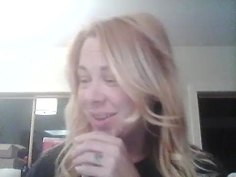 burrkitty online show from October 2025 07:30:01 AM