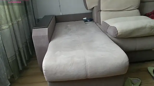 MilaaMilaa online show from December 2025 04:07:02 AM