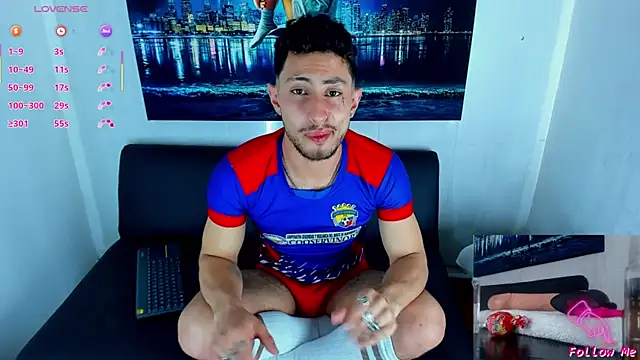 Snapshot of Piggy_Eddy chatting on September 2025 09:03:01 PM Piggy Eddy online show from September 2025 09:03:01 PM
