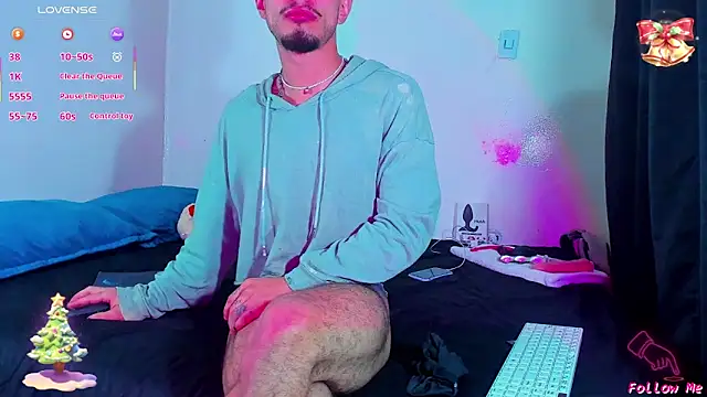 Snapshot of Piggy_Eddy chatting on January 2026 03:31:01 AM Piggy Eddy online show from January 2026 03:31:01 AM