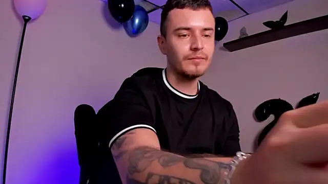 james connor2 online show from November 2025 07:02:01 PM