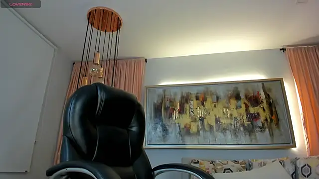 Snapshot of NatyFerrer_ chatting on February 2025 10:43:02 AM NatyFerrer online show from February 2025 10:43:02 AM