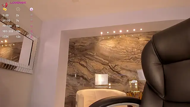 Snapshot of NatyFerrer_ chatting on March 2025 10:35:02 AM NatyFerrer online show from March 2025 10:35:02 AM