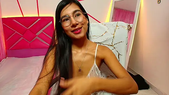 Snapshot of _Jessi29_ chatting on December 2024 07:38:02 PM  Jessi29  online show from December 2024 07:38:02 PM