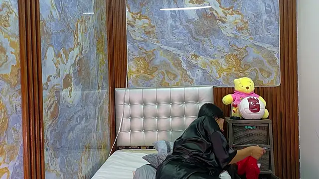 Snapshot of _Jessi29_ chatting on May 2026 01:27:02 PM Jessi29 online show from May 2026 01:27:02 PM