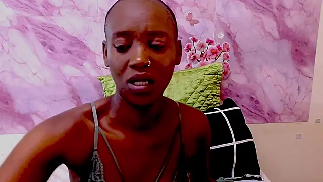 Snapshot of EbonyOlive69 chatting on February 2026 05:19:02 PM EbonyOlive69 online show from February 2026 05:19:02 PM