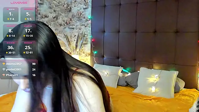 Snapshot of Mary_Walker chatting on December 2024 04:11:01 AM Mary Walker online show from December 2024 04:11:01 AM