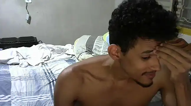 Snapshot of RenziTatte chatting on March 2025 02:50:01 AM RenziTatte online show from March 2025 02:50:01 AM