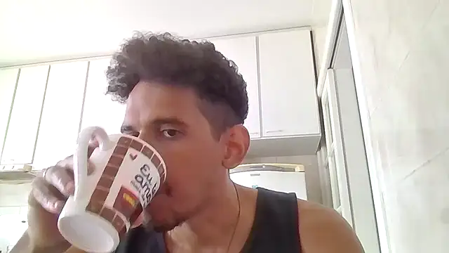 Snapshot of RenziTatte chatting on September 2025 01:55:01 PM RenziTatte online show from September 2025 01:55:01 PM