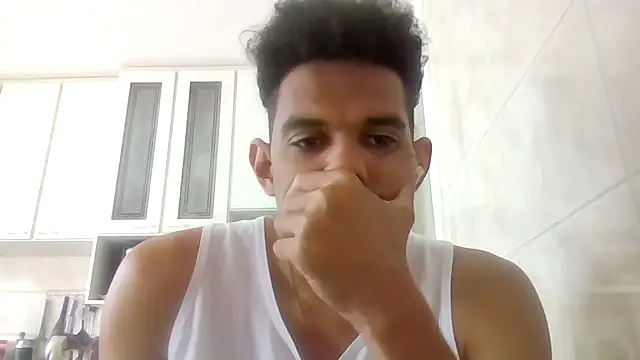 Snapshot of RenziTatte chatting on September 2025 12:17:01 PM RenziTatte online show from September 2025 12:17:01 PM