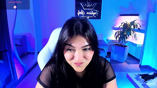 TifanyWhite  online show from December 2024 11:24:02 PM