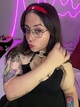 Mizztikaa online show from January 2025 05:01:01 AM