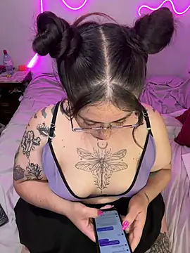 Mizztikaa online show from January 2025 02:39:02 AM