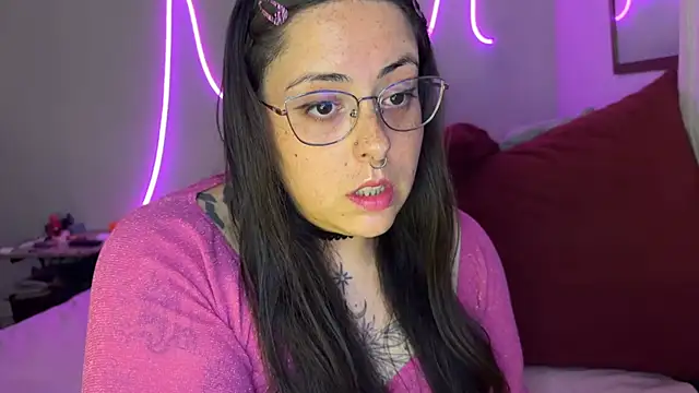 Mizztikaa online show from December 2025 07:52:02 PM