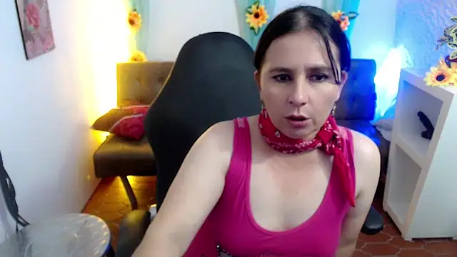 victoria jones online show from February 2025 06:13:02 PM