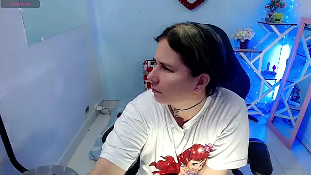 victoria jones online show from January 2026 01:59:02 PM