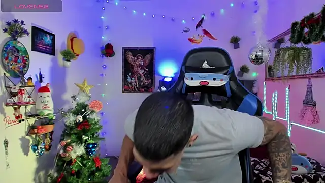 Damian latinxxx online show from November 2025 03:10:02 AM