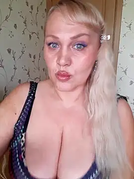IsabellaBoni online show from April 2026 05:33:01 AM