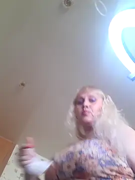 IsabellaBoni online show from May 2026 07:05:01 AM