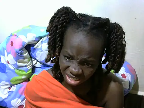 Snapshot of Thicky_kyla chatting on May 2026 01:13:01 AM Thicky kyla online show from May 2026 01:13:01 AM