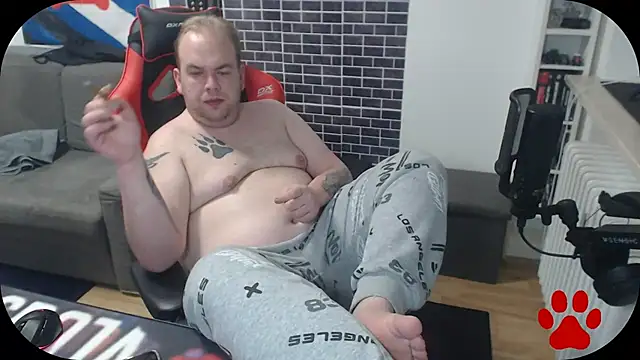 PupW0lfy online show from December 2024 06:50:01 PM