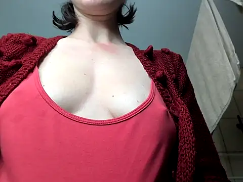 Milky hairy mommy online show from November 2025 09:35:02 PM