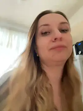 OlgaBuzzz online show from January 2025 05:44:02 AM