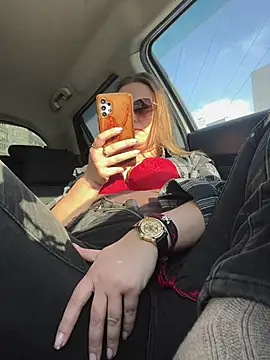 OlgaBuzzz online show from February 2026 06:26:01 AM