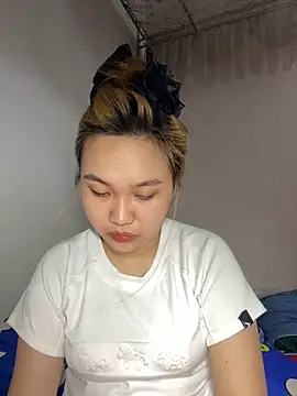 Odette68 online show from June 2026 12:19:01 AM