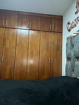 Veronica isaza   online show from January 2026 12:43:02 PM