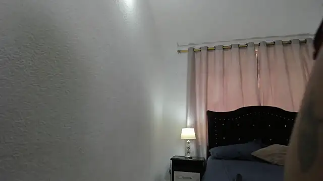 Snapshot of Debora_brown chatting on January 2025 05:06:01 PM Debora brown online show from January 2025 05:06:01 PM