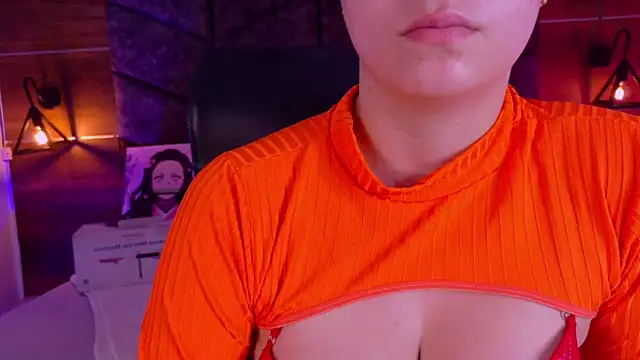 AmbarHills 1 online show from November 2025 11:32:01 AM