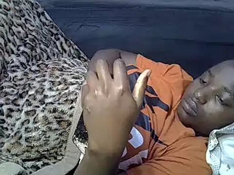 Snapshot of sweet_gal01 chatting on December 2024 03:26:01 AM sweet gal01 online show from December 2024 03:26:01 AM