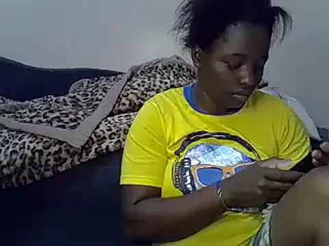 Snapshot of sweet_gal01 chatting on December 2024 09:28:01 PM sweet gal01 online show from December 2024 09:28:01 PM