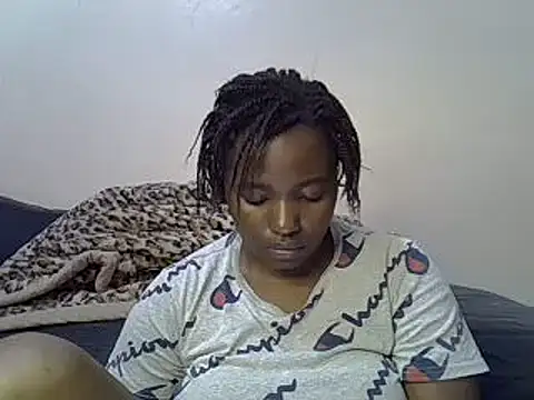 Snapshot of sweet_gal01 chatting on January 2025 09:28:01 PM sweet gal01 online show from January 2025 09:28:01 PM