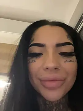 Snapshot of CreamyInkky_ chatting on January 2025 09:08:02 PM CreamyInkky  online show from January 2025 09:08:02 PM