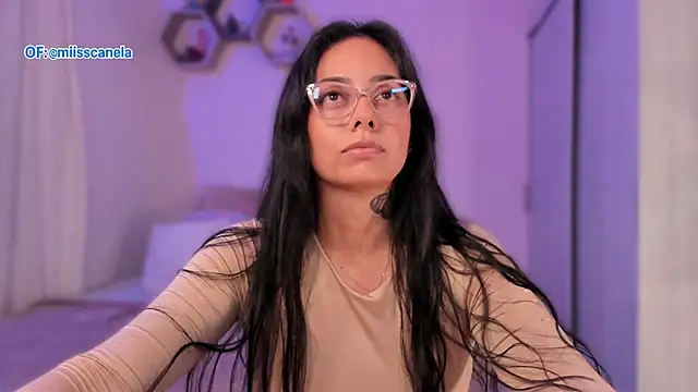 Aleja24Evans online show from October 2025 12:28:02 AM