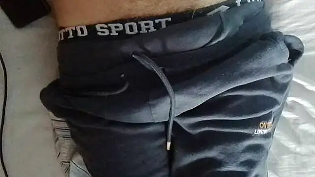 Snapshot of Bisex_Italian chatting on September 2025 08:52:01 AM Bisex Italian online show from September 2025 08:52:01 AM