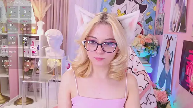 Coconut Mia online show from December 2024 12:13:01 AM