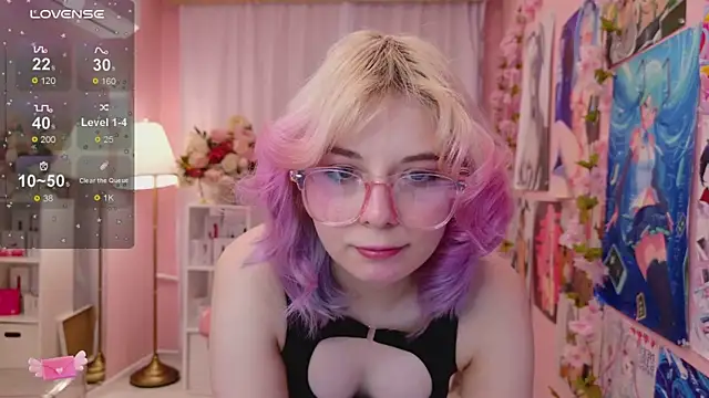 Coconut Mia online show from November 2025 01:14:02 PM