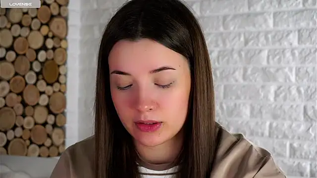 LowOncoming online show from October 2025 01:49:01 AM