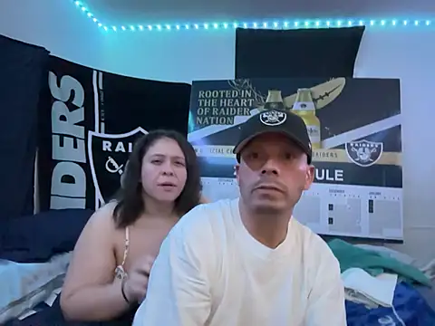 Snapshot of DaHomeEDubs chatting on February 2025 12:13:01 PM DaHomeEDubs online show from February 2025 12:13:01 PM