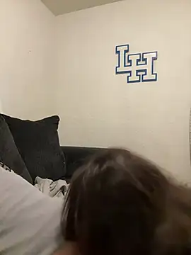 Snapshot of DaHomeEDubs chatting on February 2025 05:58:01 PM DaHomeEDubs online show from February 2025 05:58:01 PM