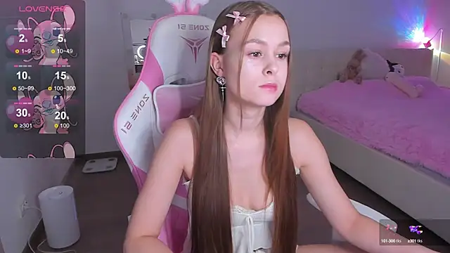 molly murrrr online show from December 2024 05:58:02 PM