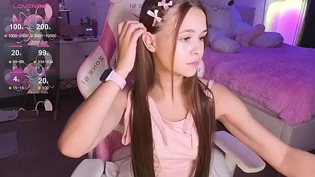molly murrrr online show from October 2025 03:05:01 AM